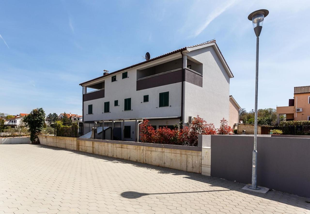 Apartment Adria 3 Malinska Bagian luar foto