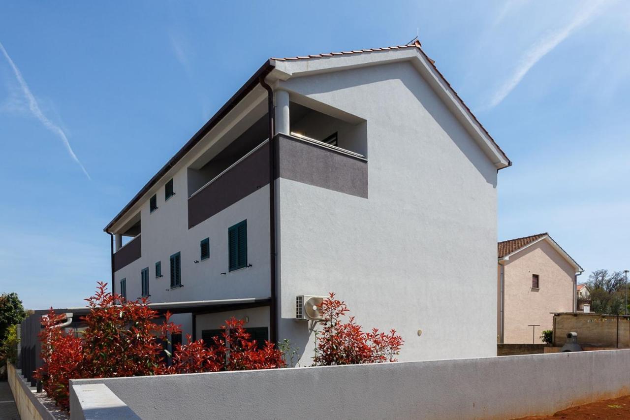 Apartment Adria 3 Malinska Bagian luar foto