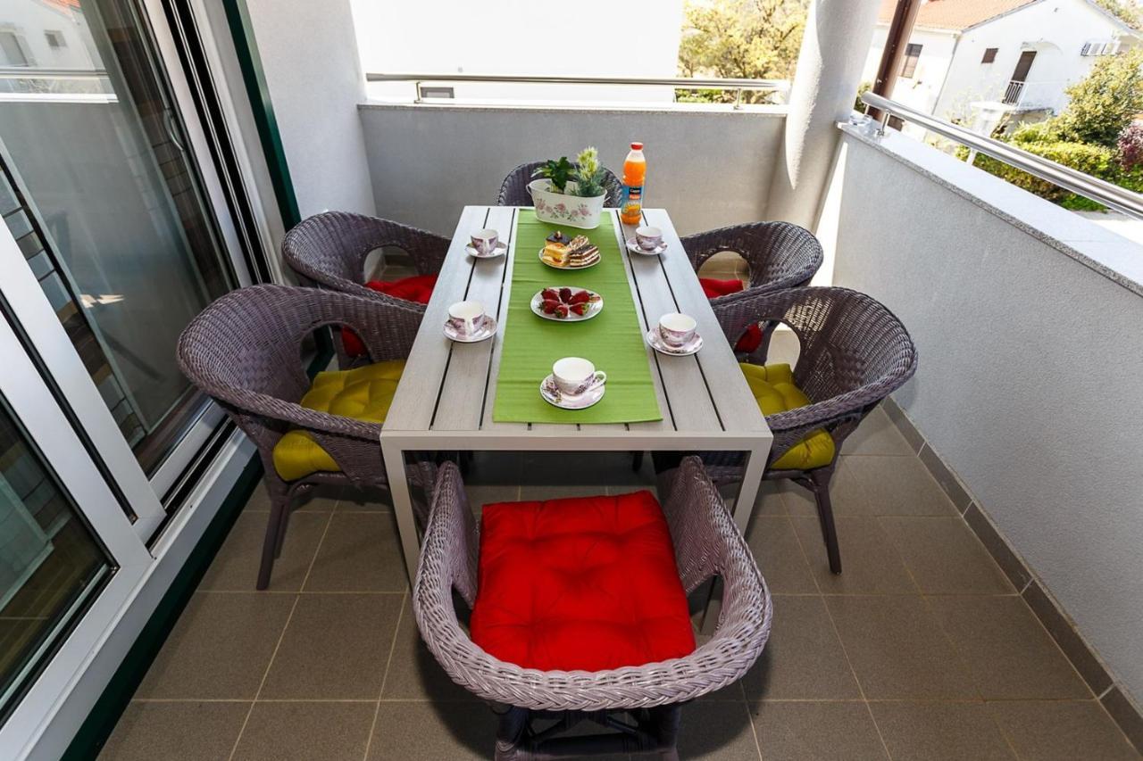 Apartment Adria 3 Malinska Bagian luar foto